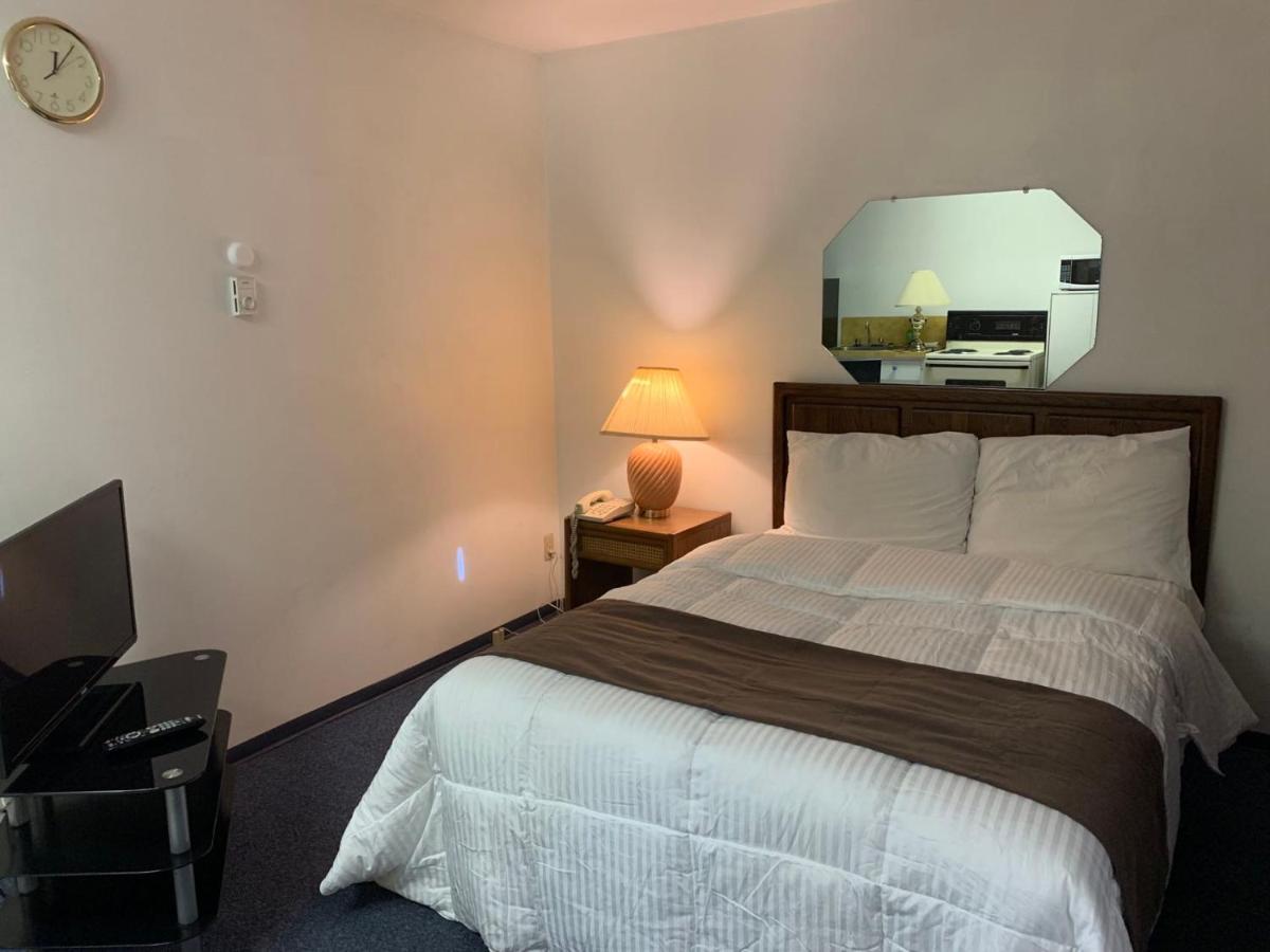 بينتيكتون Swiss Sunset Inn المظهر الخارجي الصورة